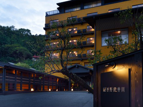 香湯楼井川